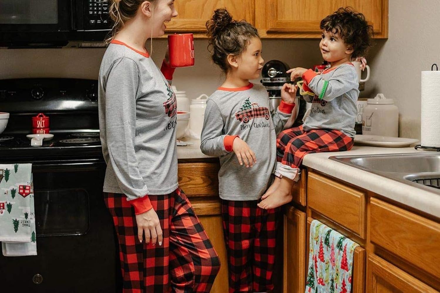 IFFEI Family Christmas Pajamas Matching Sets PJs Sleepwear Printed Top and Plaid Pants with Pockets